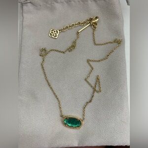 Green Kendra Scott necklace